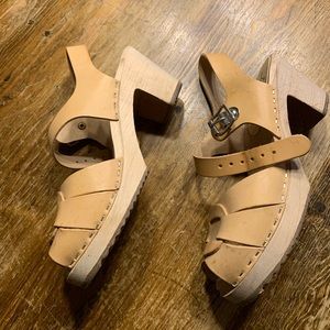 Lotta from Stockholm peep toe clogs (low heel)